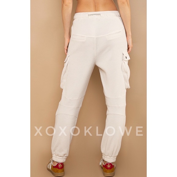 POL Waffle Knit Slouchy Cargo Joggers in Cream - Picture 7 of 13